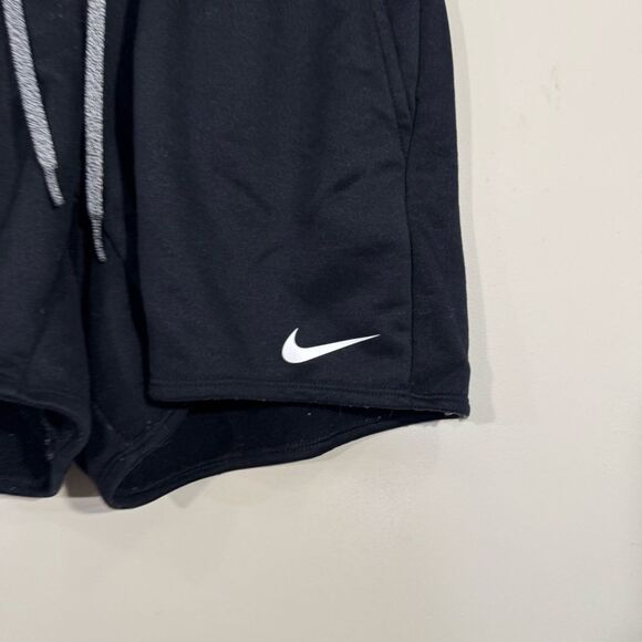 Nike Dri-Fit Black Athletic Shorts - Picture 3 of 4